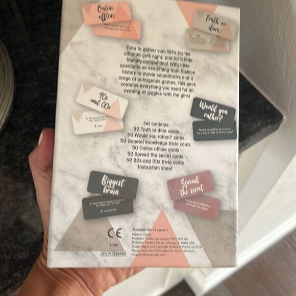 Girls night in fun party game - Picture 2 of 2